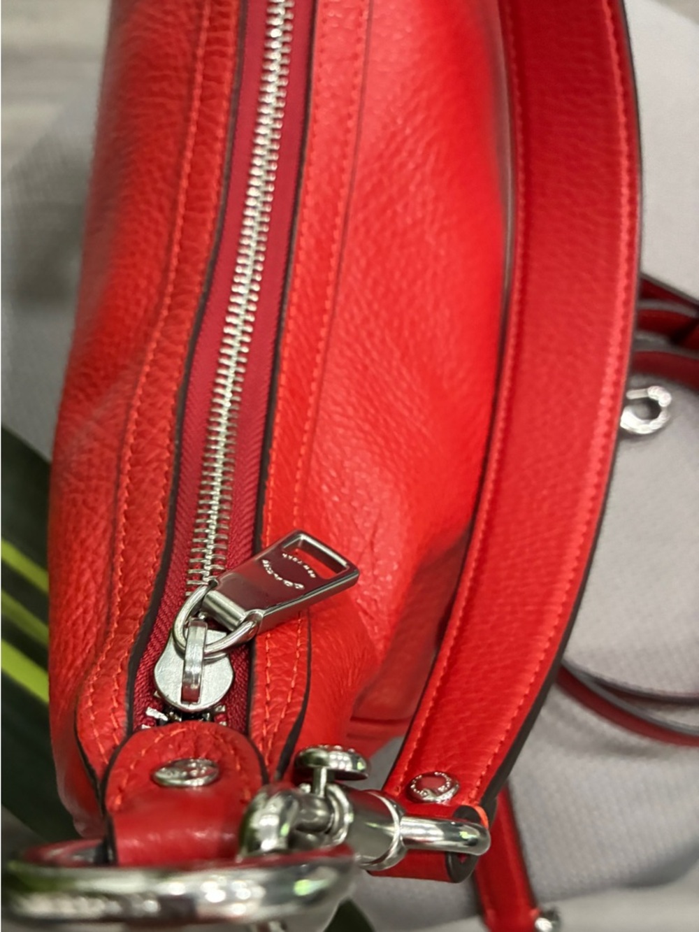 Coach Pebbled Leather Red Hobo Bag with Detachable Strap - Picture 4 of 14